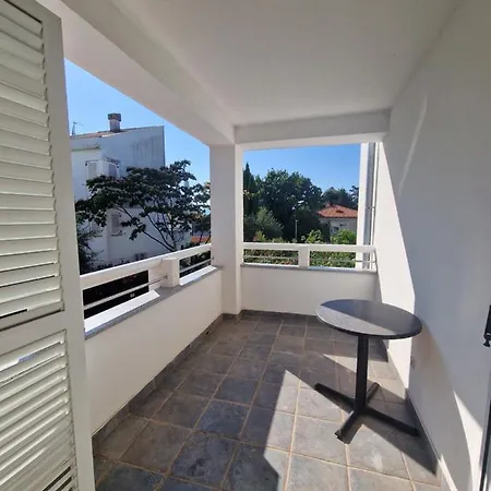 Sofia Apartment *